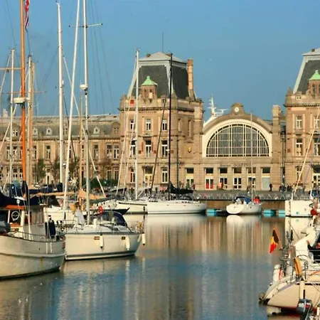 By Sea With Marina Views * أوستيند