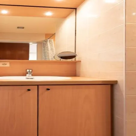 شقة By Sea With Marina Views أوستيند